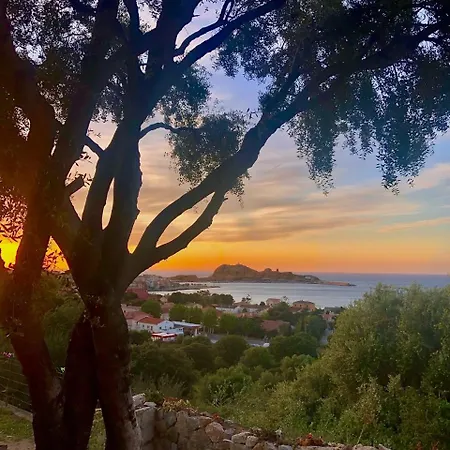 Location De Charme L Ile Rousse *